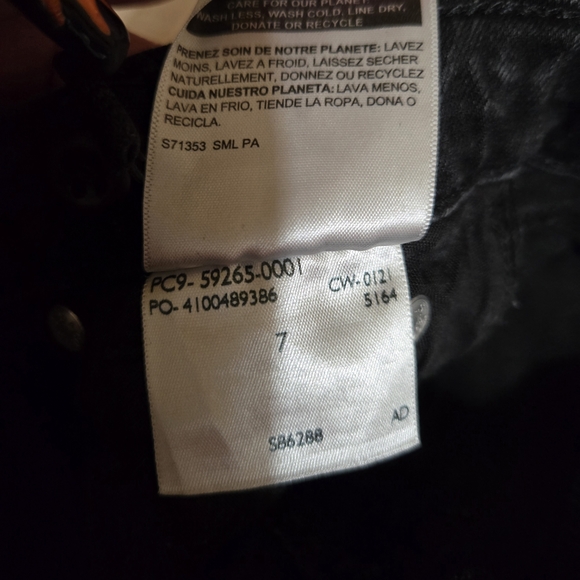 Assorted Denim Jeans Collection - Picture 4 of 12